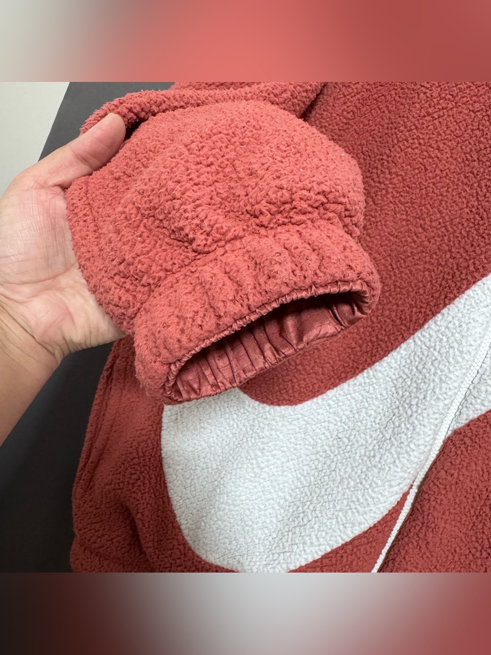 Nike Women Redwood Swoosh Size M Reversible Oversized Sherpa Jacket CI8937 897 - Picture 4 of 13